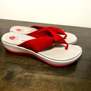 Clarks Cloudsteppers. Size 8.